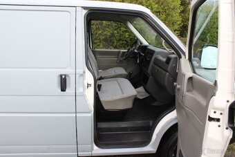 Volkswagen Transporter 1.9 TDI, 3 Místa, tažné zařízení - 8