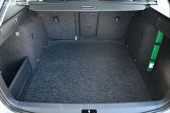 Škoda Octavia Combi 1.6TDi 85KW DSG NAVI DPH 2019 - 8