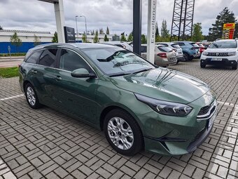 Ceed SW TOP 1.5T-GDI 118kW po 1. majiteli, odpočet DPH - 8