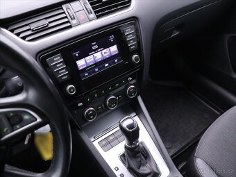 Škoda Octavia 1,6 TDI DSG Elegance (2014) - 8