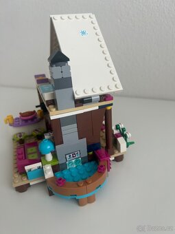 Lego 41323 Chata v zimnim stredisku - 8