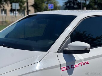 Tónování autoskel, polepy vozidel, čištění interieru - 8