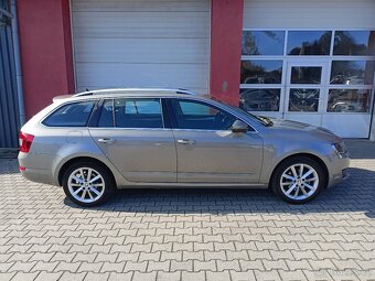 ŠKODA OCTAVIA 2,0 TDI DSG AMBITION pěkné auto bez koroze - 8