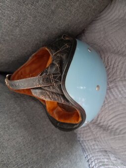 Stará retro helma kokoska - 8