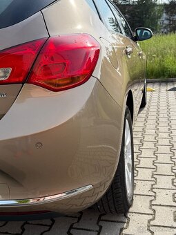 OPEL ASTRA 1.4 T 88KW R.2014 5DV - 8