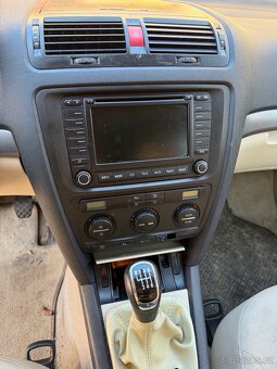 Octavia 2 combi - 8