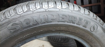 Zimní pneu 215/60/16 - 8