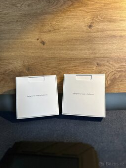 Apple AirPods (3. generace) Lightning nabíjecí pouzdro - 8