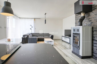 Prodej rodinného domu 4+kk v obci Tuchoraz (okr. Kolín) - 8