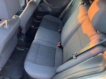 Škoda Octavia 2009 Combi TOUR 1.9TDI 74kw - TAŽNÉ, KLIMA - 8