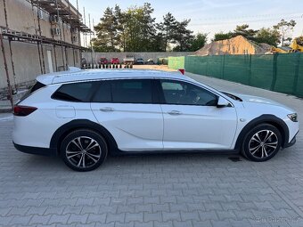 Opel insignia 2.0 191KW 4x4 exclusive top výbava - 8