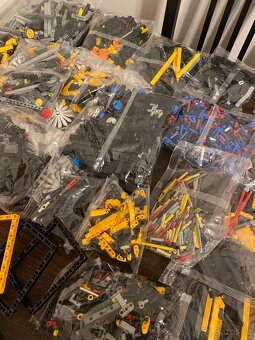 McLaren P1 konstruktor 3983 dílů Lego Technic 42172 nový sup - 8
