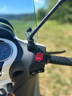 Piaggio Beverly 350i sport touring, ABS,ASR - 8