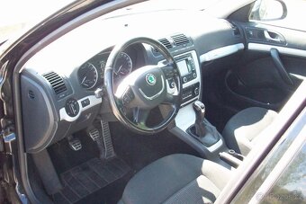 Prodám Škoda octávia 2 scout 44 facelift r.v 2011 - 8