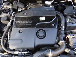 Volvo V40 2003 1.9 DCI 85 Kw STK 9/25 234.000 - 8