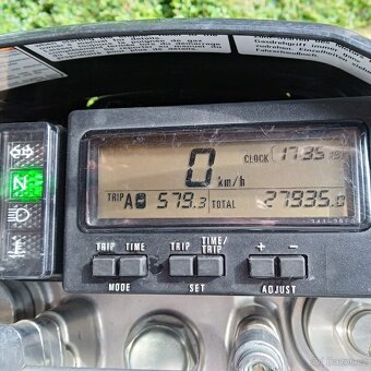 Suzuki DRZ 400S - 8