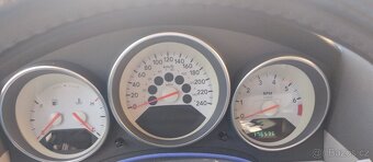 Dodge caliber - 8