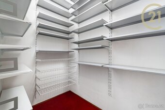 Prodej bytu Rousínov, Zahradní, 3kk, 3.NP, 71m2, lodžie, ... - 8