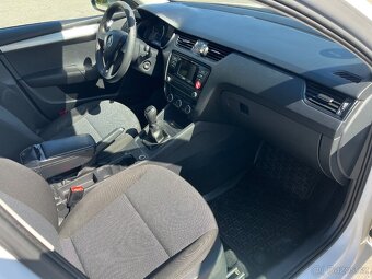Pronájem Škoda Octavia III Combi / 4 000,-Kč / týden / VOLNÉ - 8