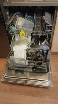 Prodám použitou vestavěnou myčku nádobí Baumatic o rozměrech - 8