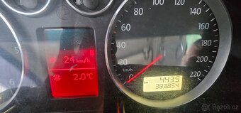 Volkswagen CARAVELLE - 8