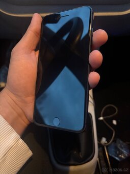 iPhone 8 plus 64gb - 8