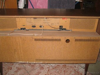 rádia - 8
