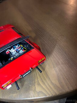 Lamborghini Urraco 1:18 Kyosho - 8
