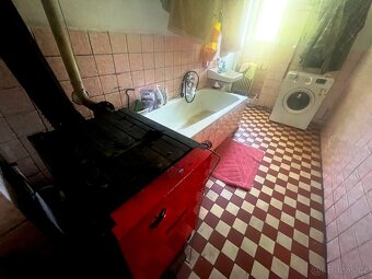 Prodáme dům a pozemky Studnice u Lodhéřova, Jindř. Hradec - 8