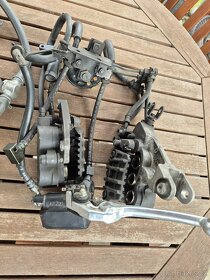 Honda VFR 800 FI 1998 - 2001 - dily - brzdy - 8