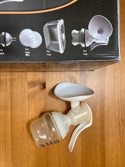 Odsávačka mateřského mléka se startovací sadou - 8