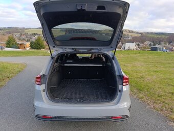 Kia Ceed SW Edice 30 - 8