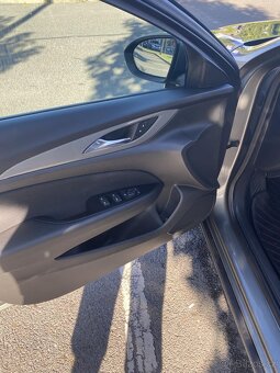 Opel insignia B 2017 1.6d - 8