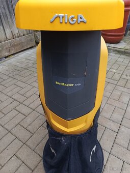 Elektrický drtič větví STIGA - 8