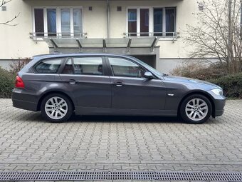 BMW Řada 3 E91 320i 125kW Automat Aut. klima Kůže Tažné - 8
