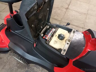Zahradní traktůrek zn:Mountfield Primo 12,5 HP - 8