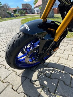 YAMAHA MT-09SP - 8