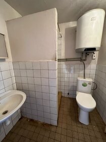 Rodinný dům 3+1 + 2garáž na pozemku 803 m2, Nové Strašecí - 8