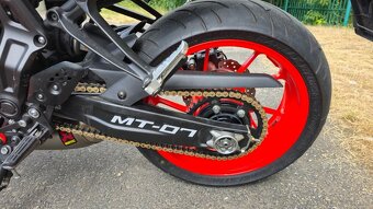 Yamaha MT-07 - 8