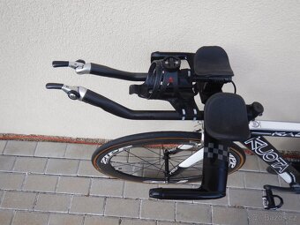 bicykel KUOTA, triatlonový speciál, komplet karbon, 8,2 kg - 8