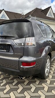 MITSUBISHI OUTLANDER 2.2DI-D 103kw 4x4 7 MIST - 8