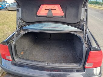 Prodan VW Passat,nepojizdny. - 8