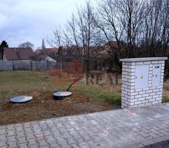 Prodej stavebního pozemku 464 m2, Škvorec - 8