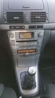 Toyota Avensis 2.2 130kw - 8