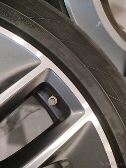 4ks alu disky r22 orig. AMG 5x112 r22 pneu + snimače tlaku - 8