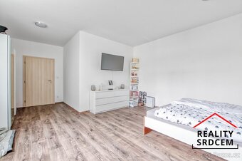 Pronájem moderního bytu 2+kk s balkónem, 77 m2 ul. Na Poříčí - 8