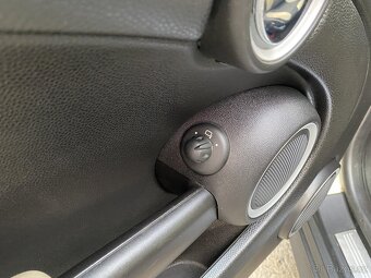 Mini One 1.6i ,  88 kW benzín, 2009 - 8