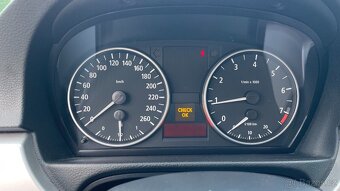 BMW e90 330i manuál - 153 tkm - ČTI POPIS - 8