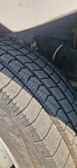 Hákový nosič kontejnerů s hydraulickou rukou - 8