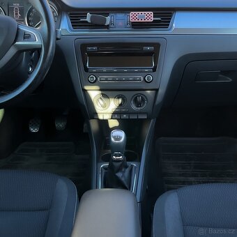Škoda Rapid - 8